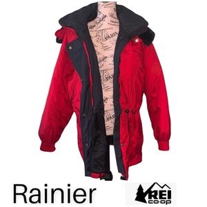REI Co-Op Rainier Snow Sports Insulated Jacket Red Size 12 Excellent Condition